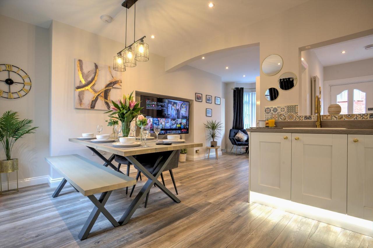 The Belfast Boutique Central Cozy Sleeps7 (Adults Only) Exterior photo